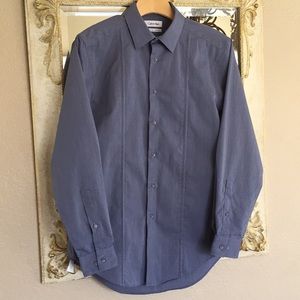 Calvin Klein no-iron shirt.Blue/gray.15 1/2, 32/33